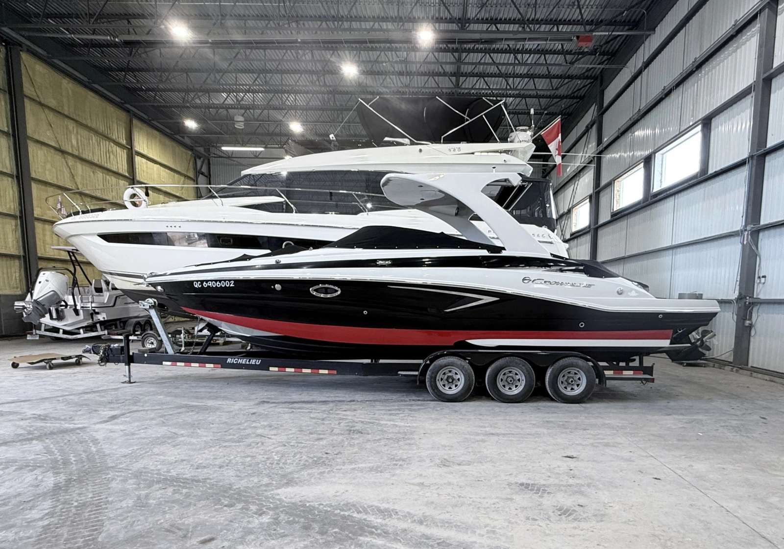 2018 Crownline E30