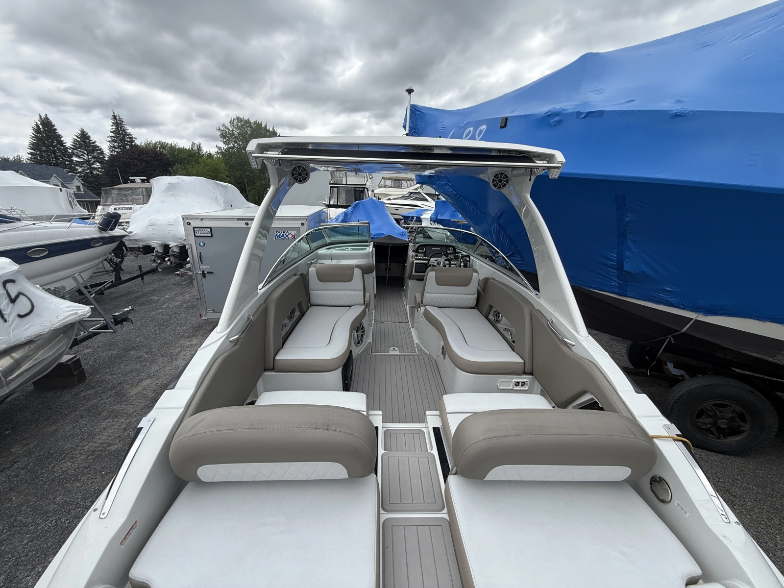 2018 Crownline E30