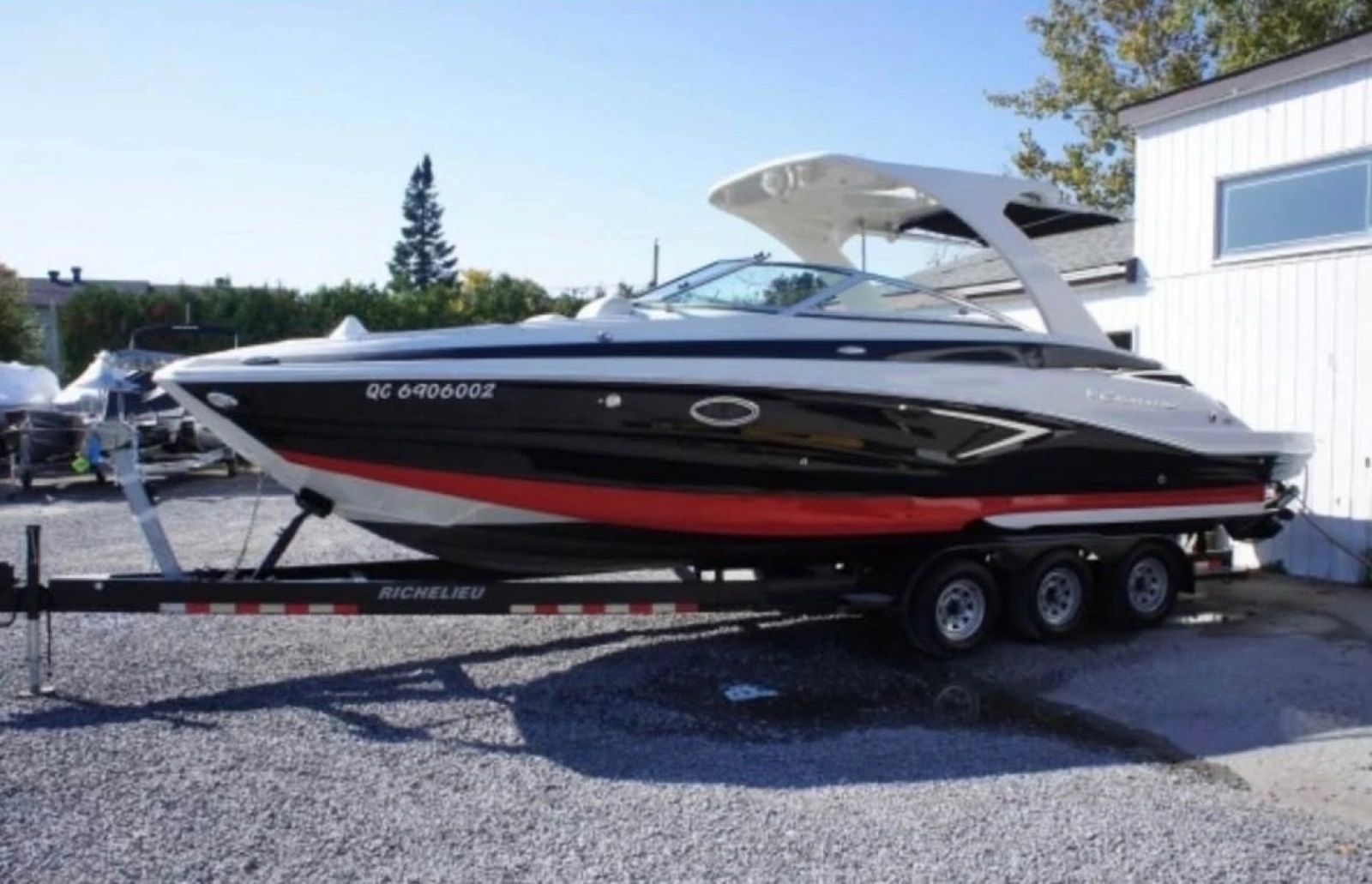2018 Crownline E30