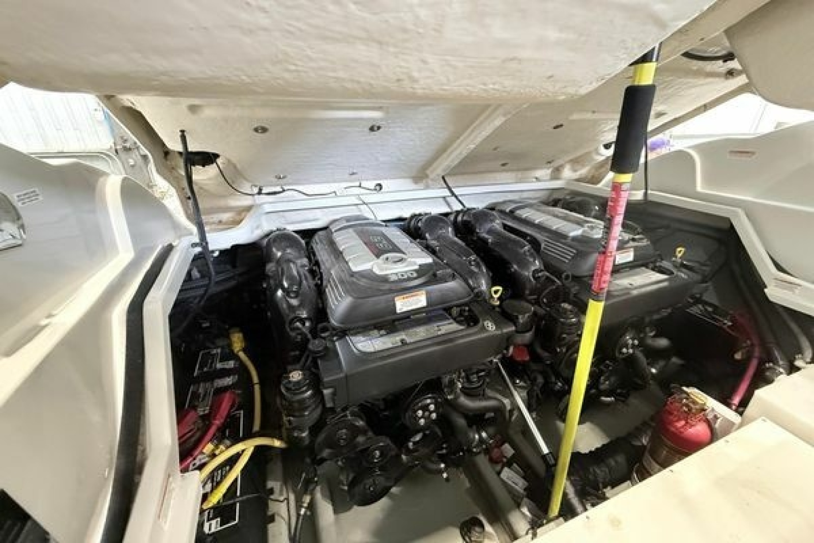 2018 Crownline E30