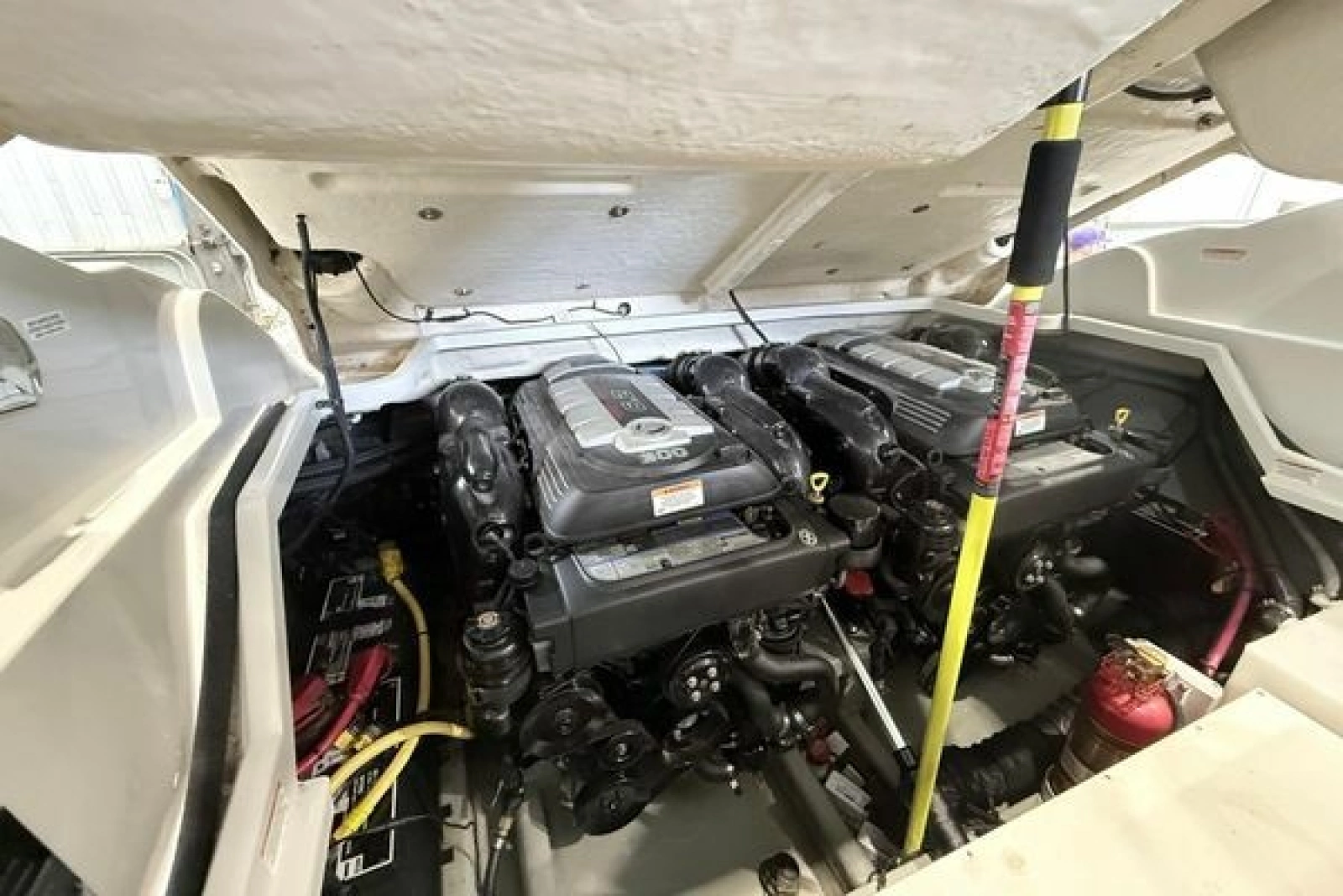 2018 Crownline E30
