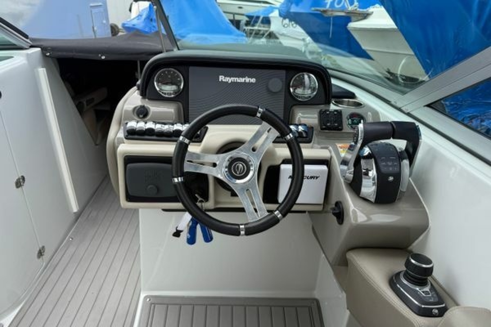 2018 Crownline E30