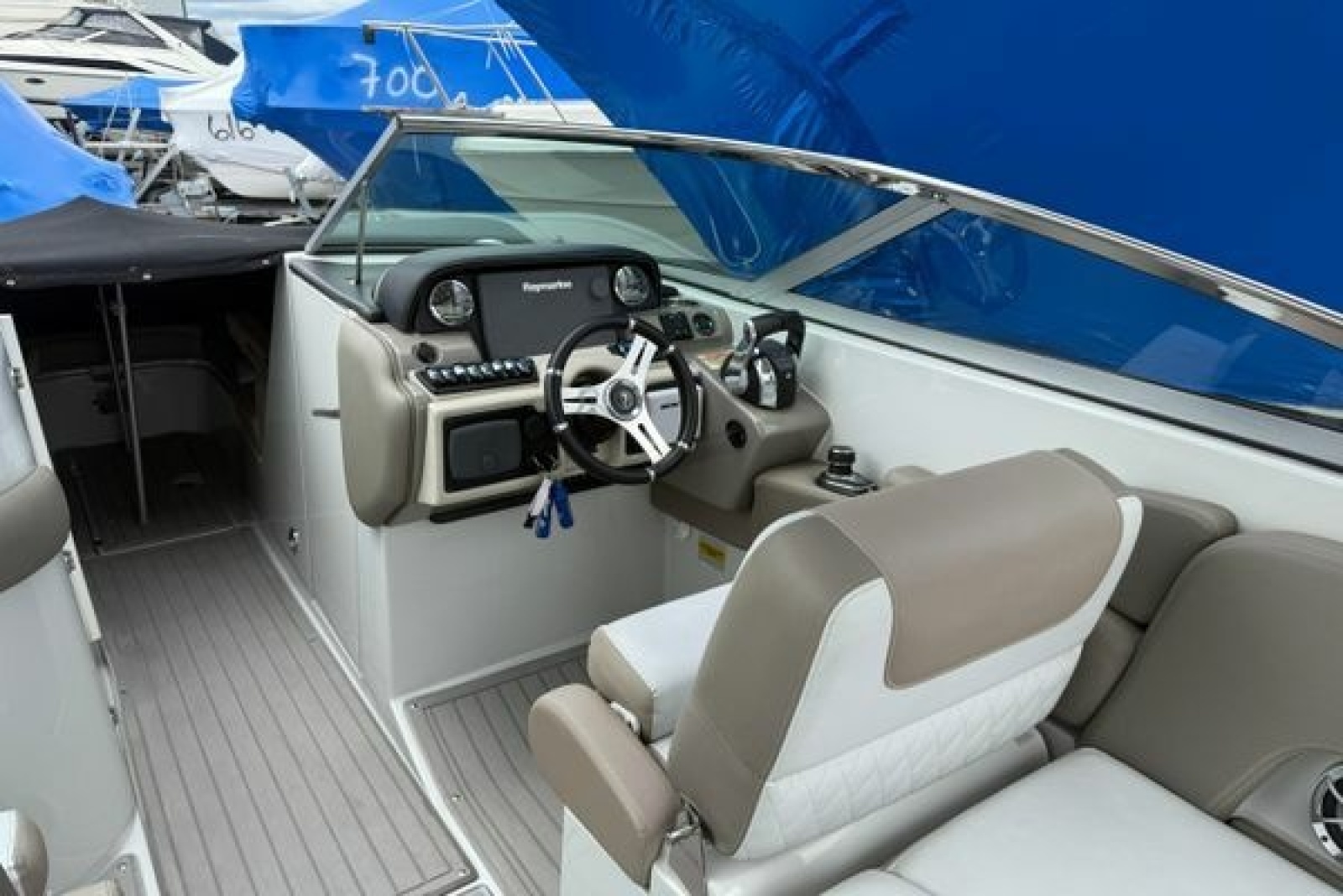 2018 Crownline E30