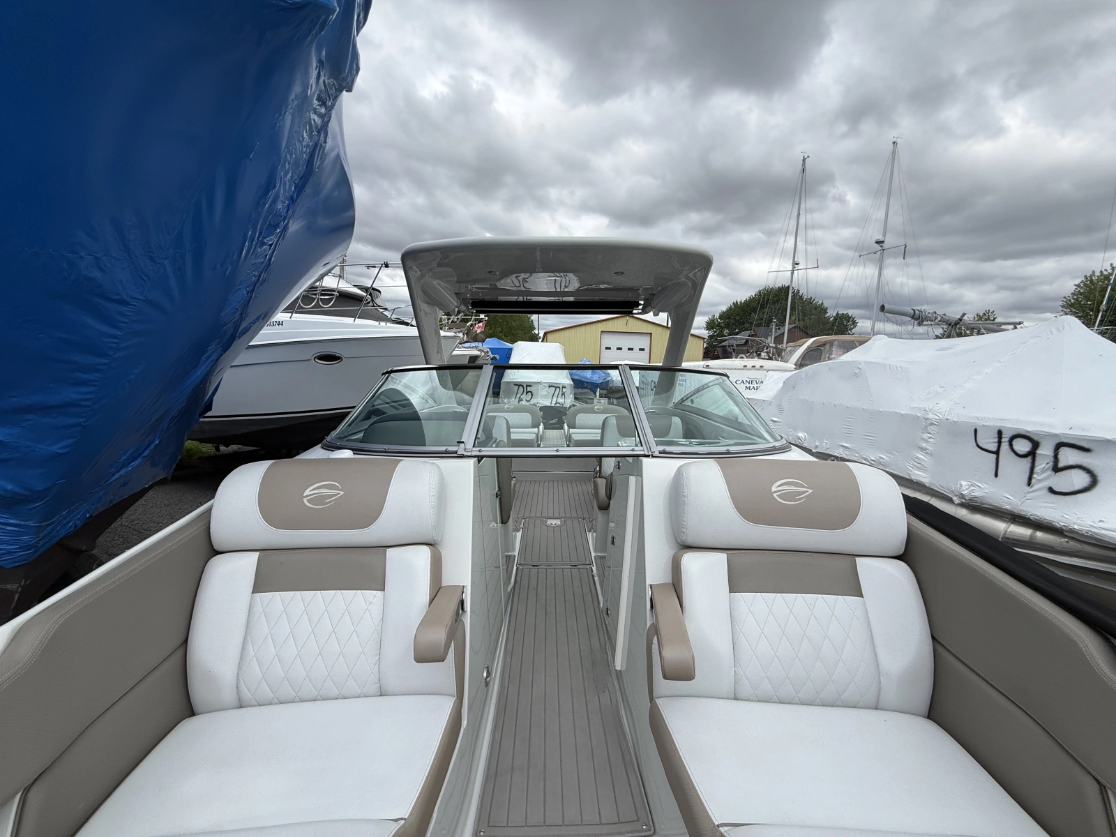 2018 Crownline E30