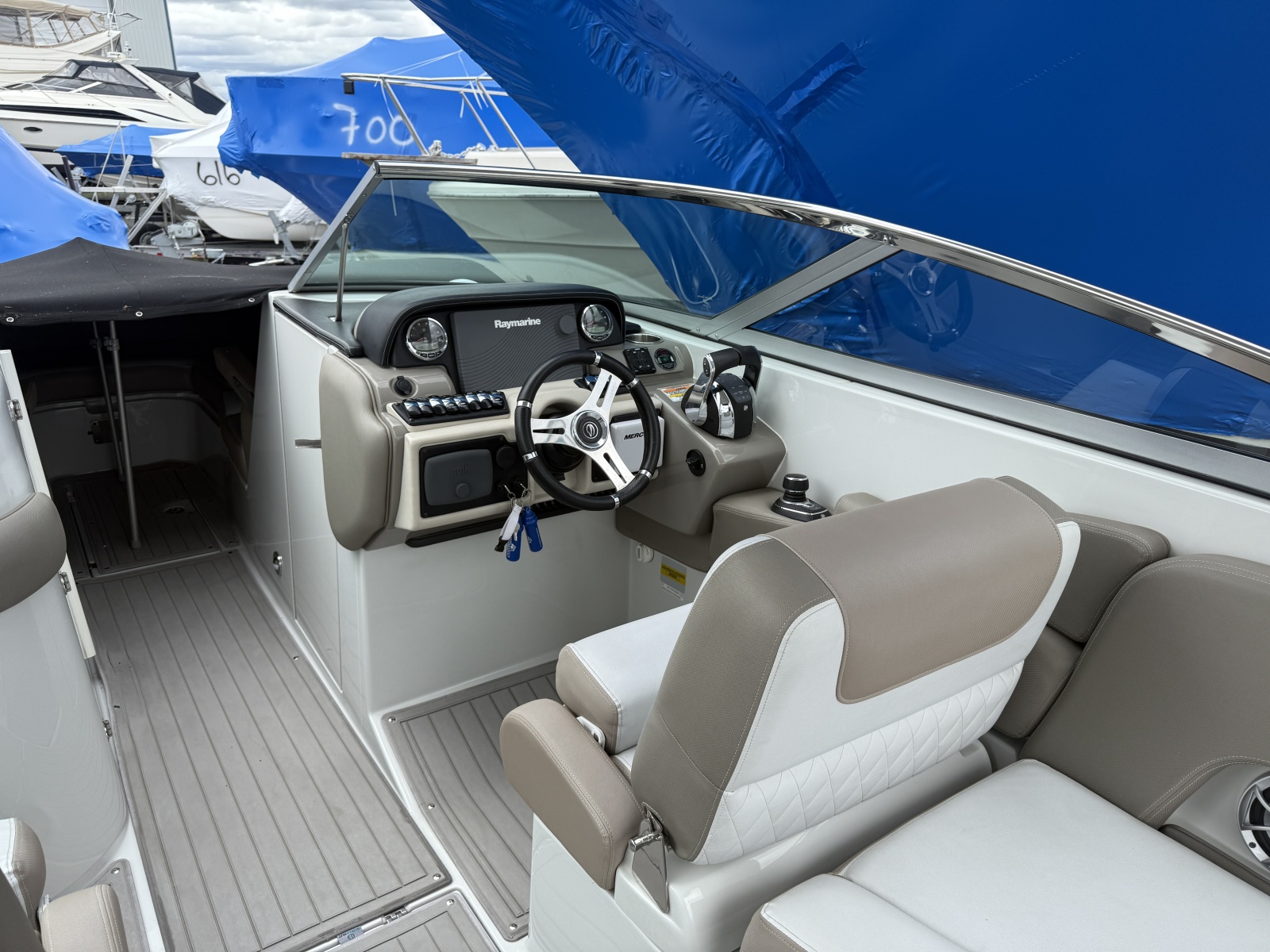 2018 Crownline E30