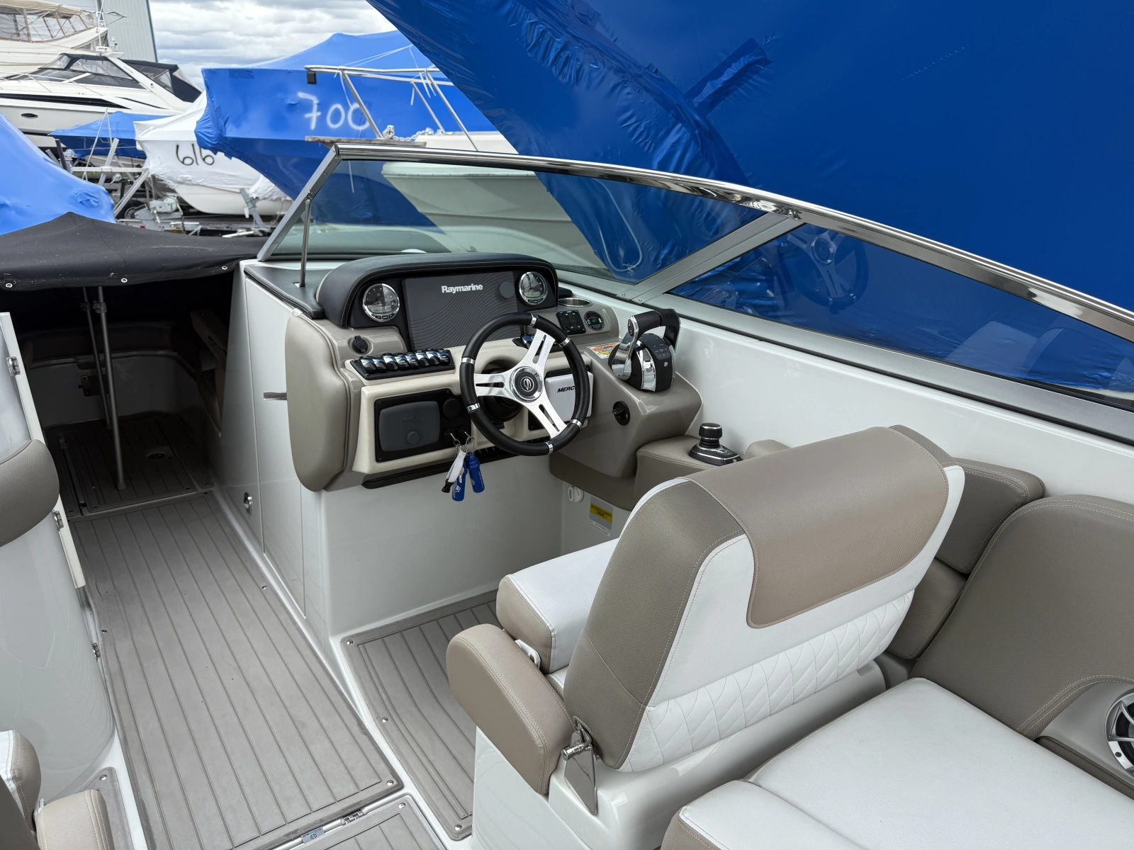 2018 Crownline E30