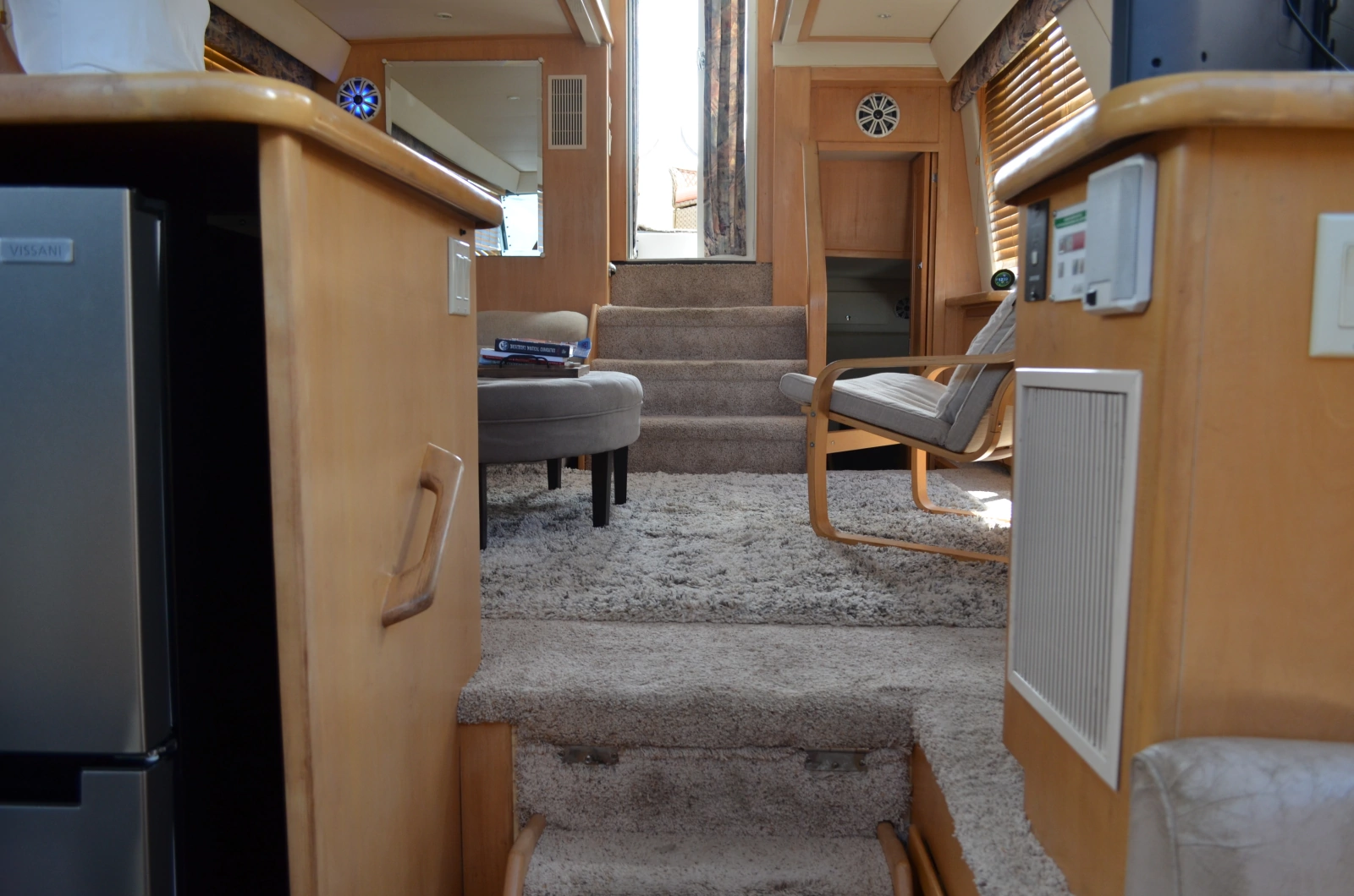 1996 Carver 440 Motor Yacht