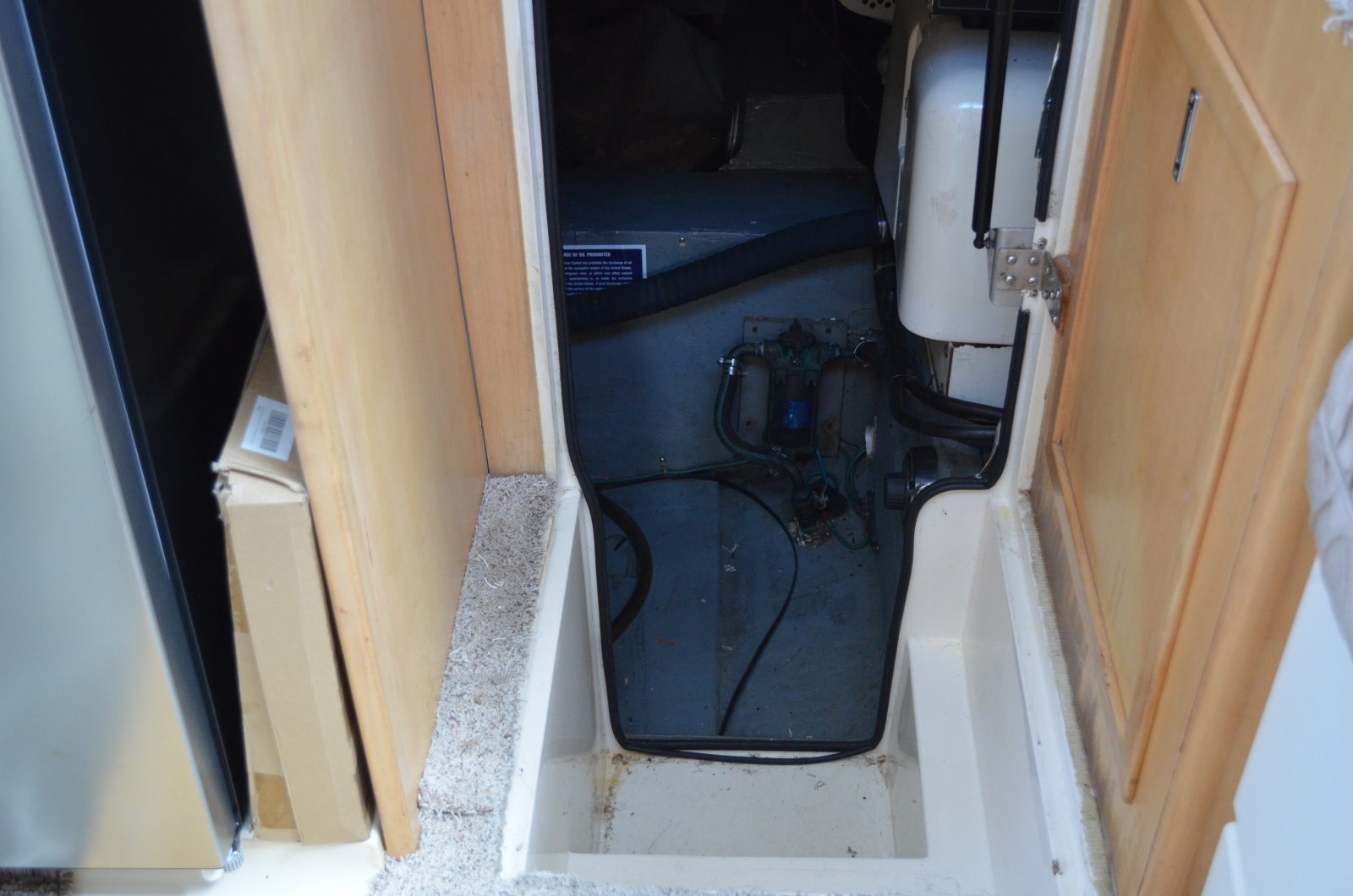1996 Carver 440 Motor Yacht
