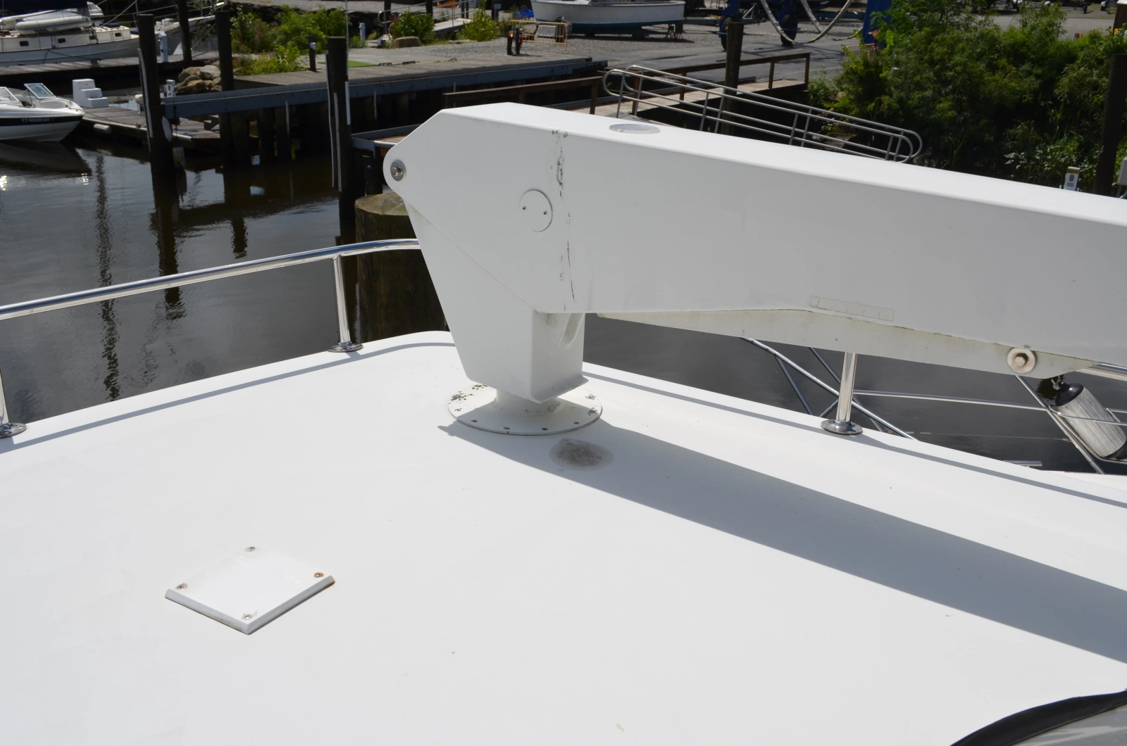 1996 Carver 440 Motor Yacht
