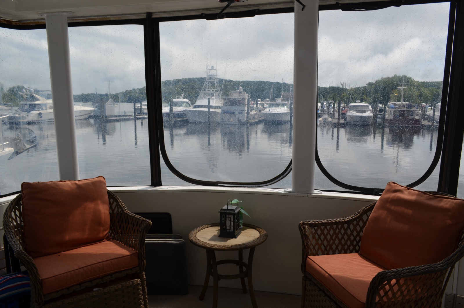 1996 Carver 440 Motor Yacht