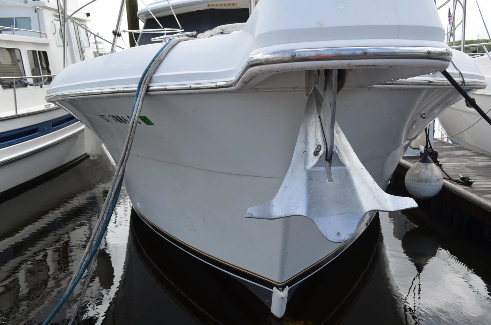 1996 Carver 440 Motor Yacht