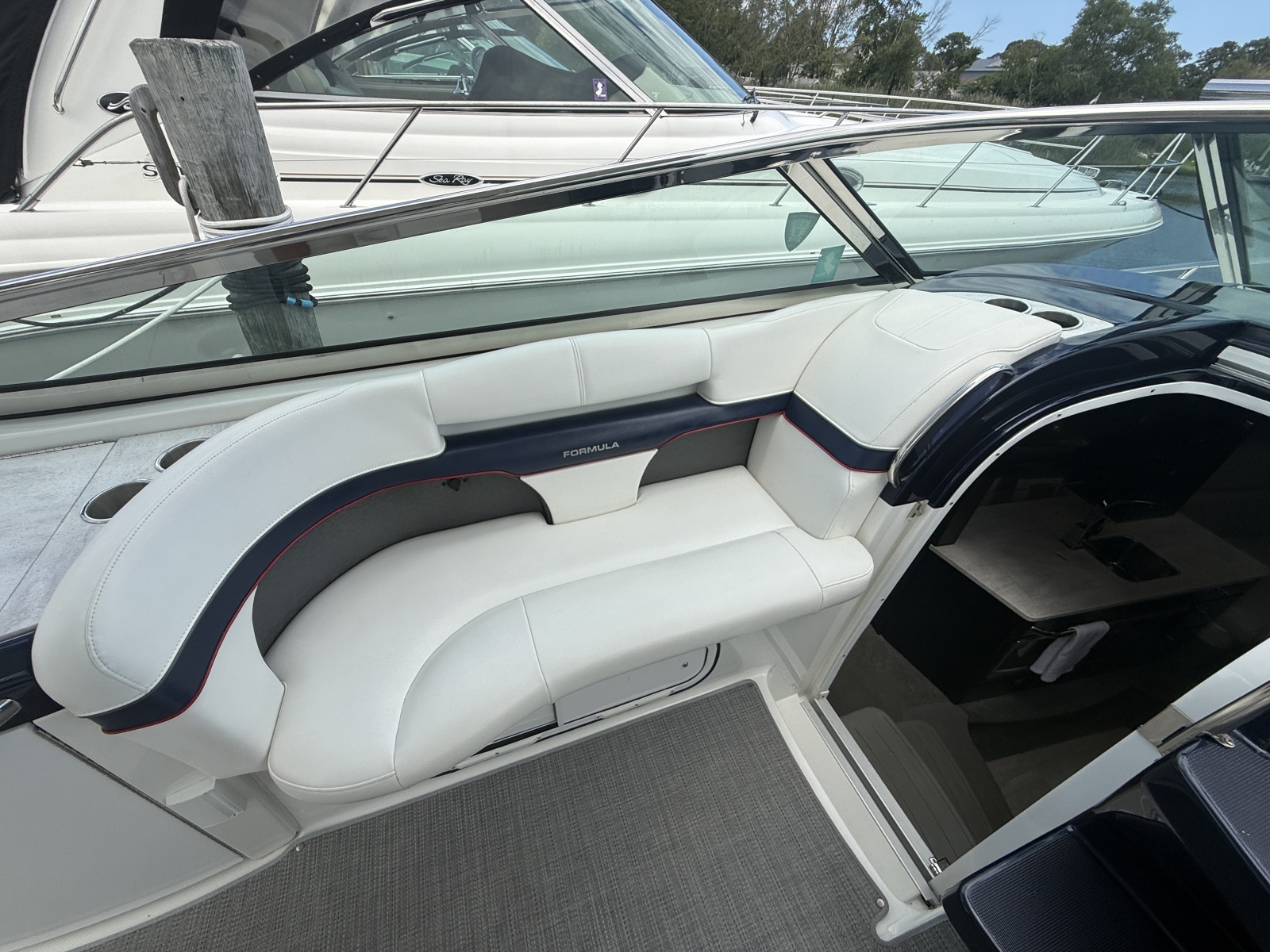 2017 Formula 370 Super Sport