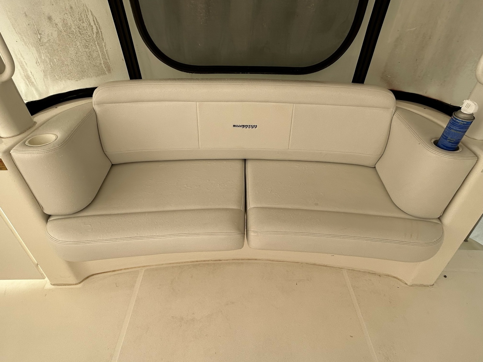 2005 Silverton 39MY