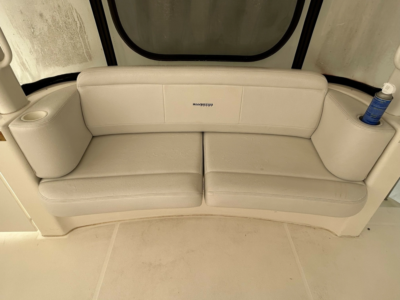 2005 Silverton 39MY