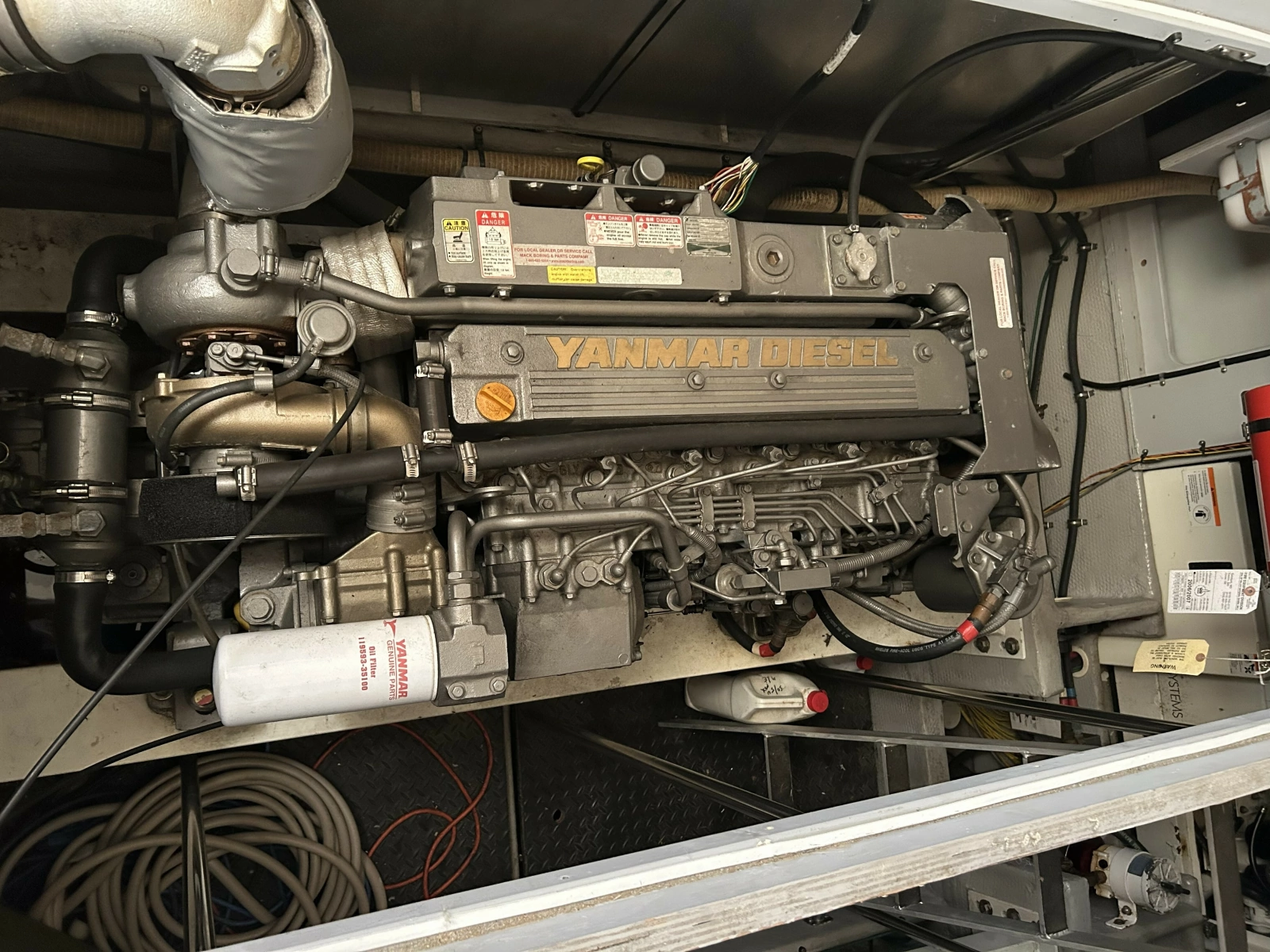 2005 Silverton 39MY