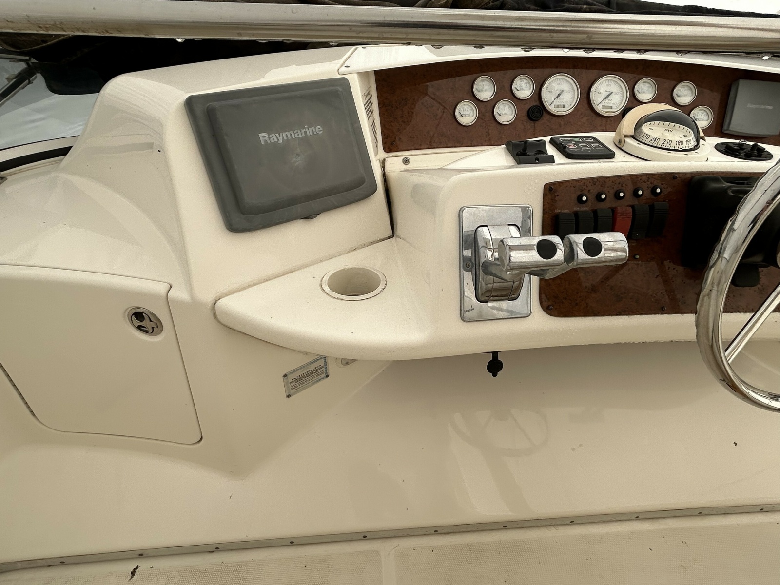 2005 Silverton 39MY