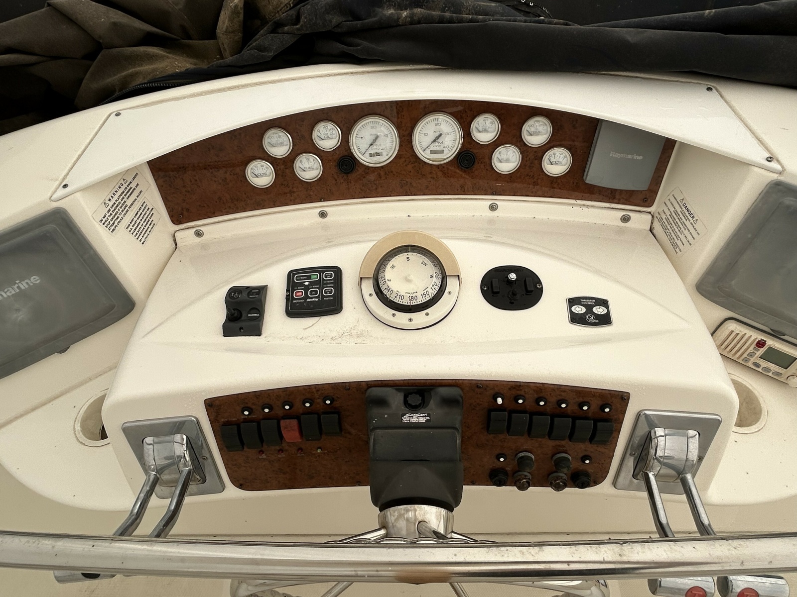 2005 Silverton 39MY
