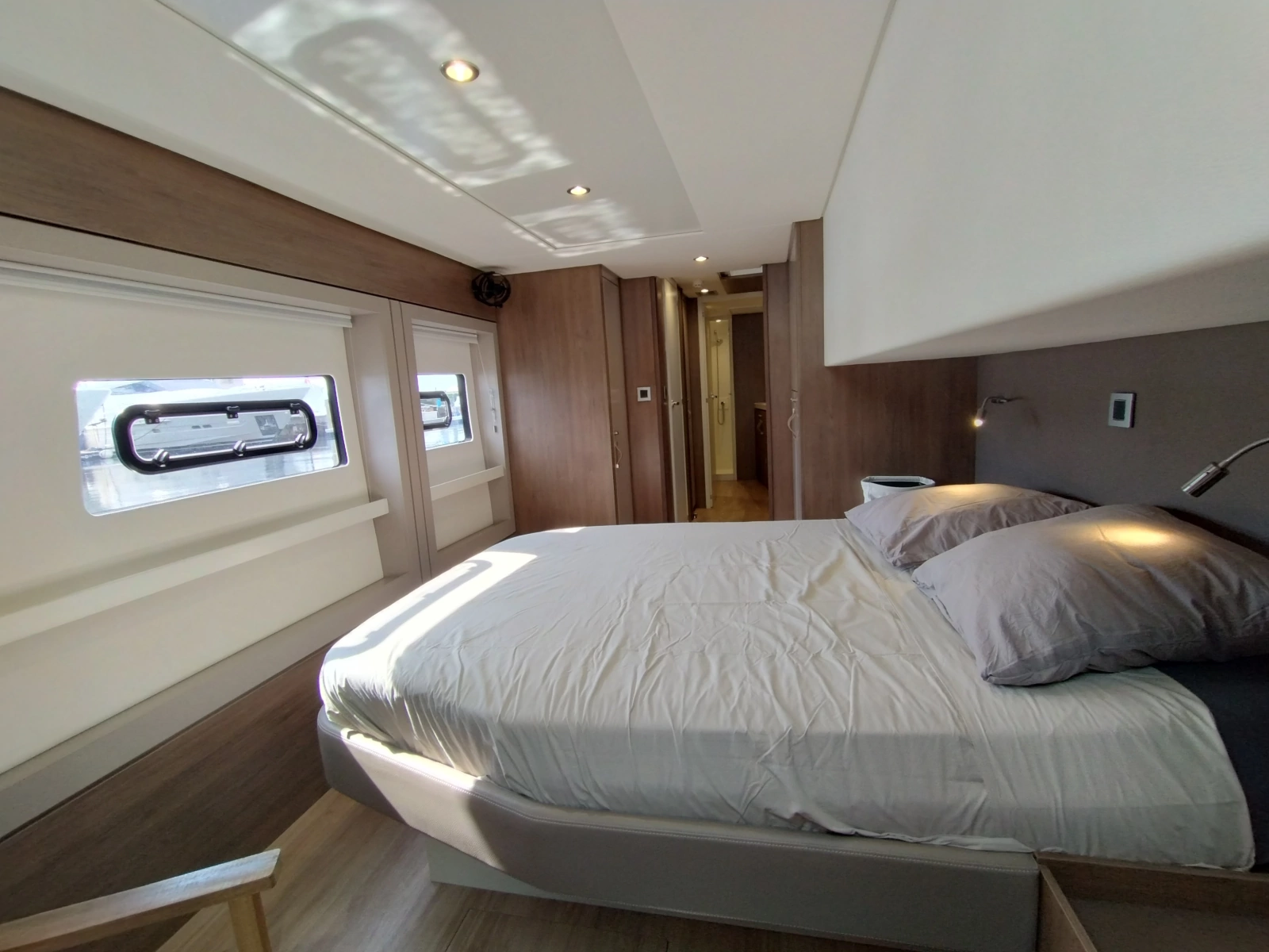 2023 Bali 4.8 guest cabin