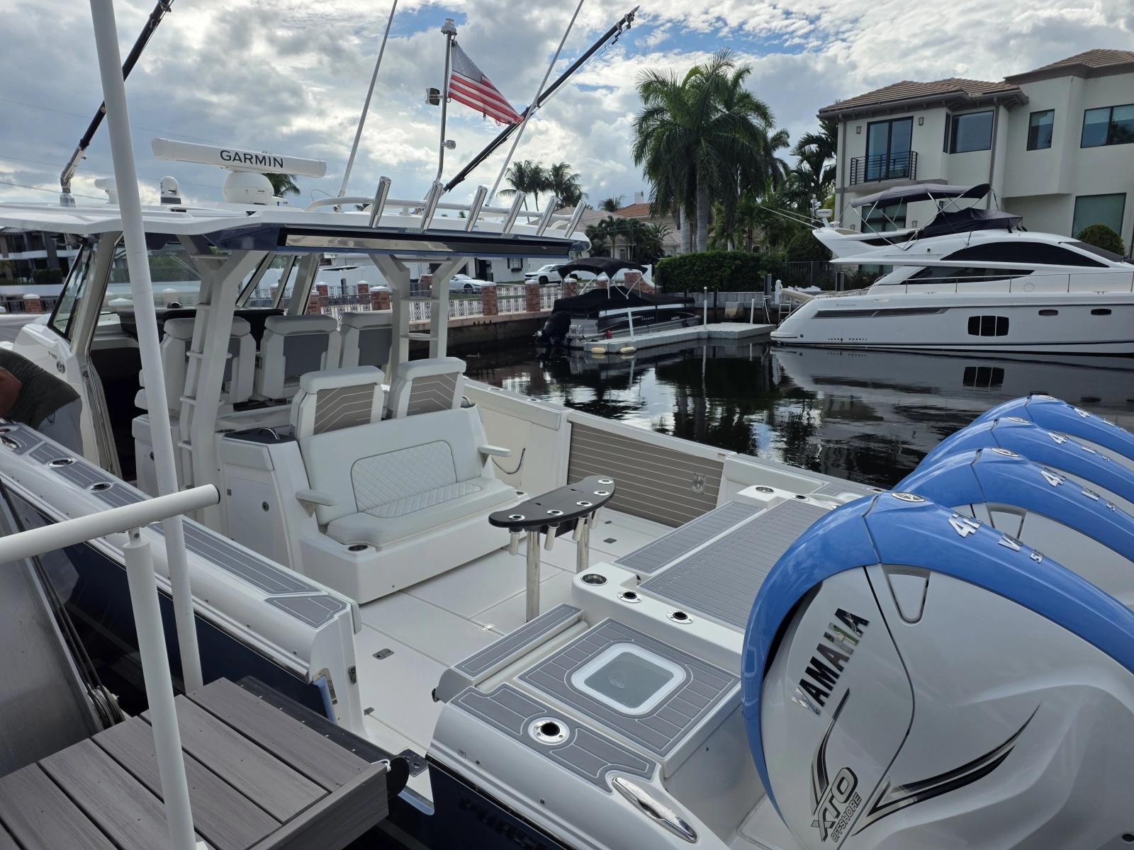 2023 Pursuit S 428 Sport