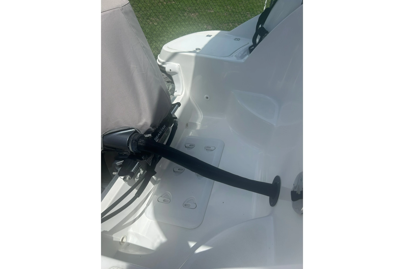 2022 Hurricane Sundeck 2200 OB