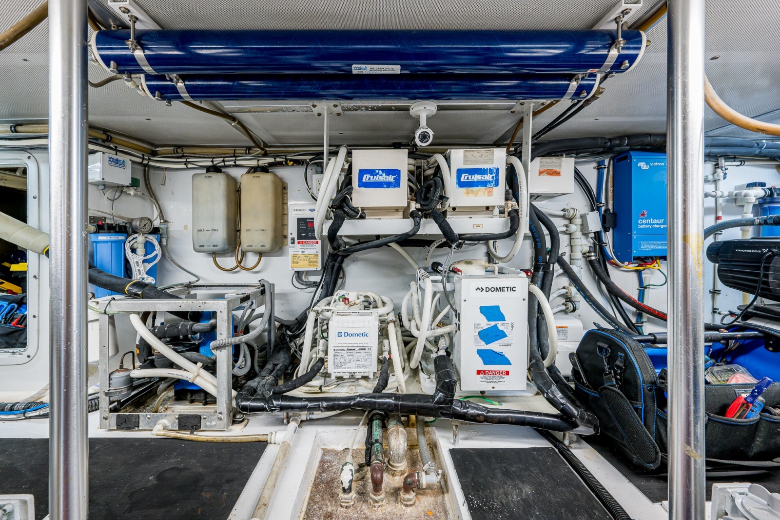 1998 Buddy Davis 58 Sportfisherman