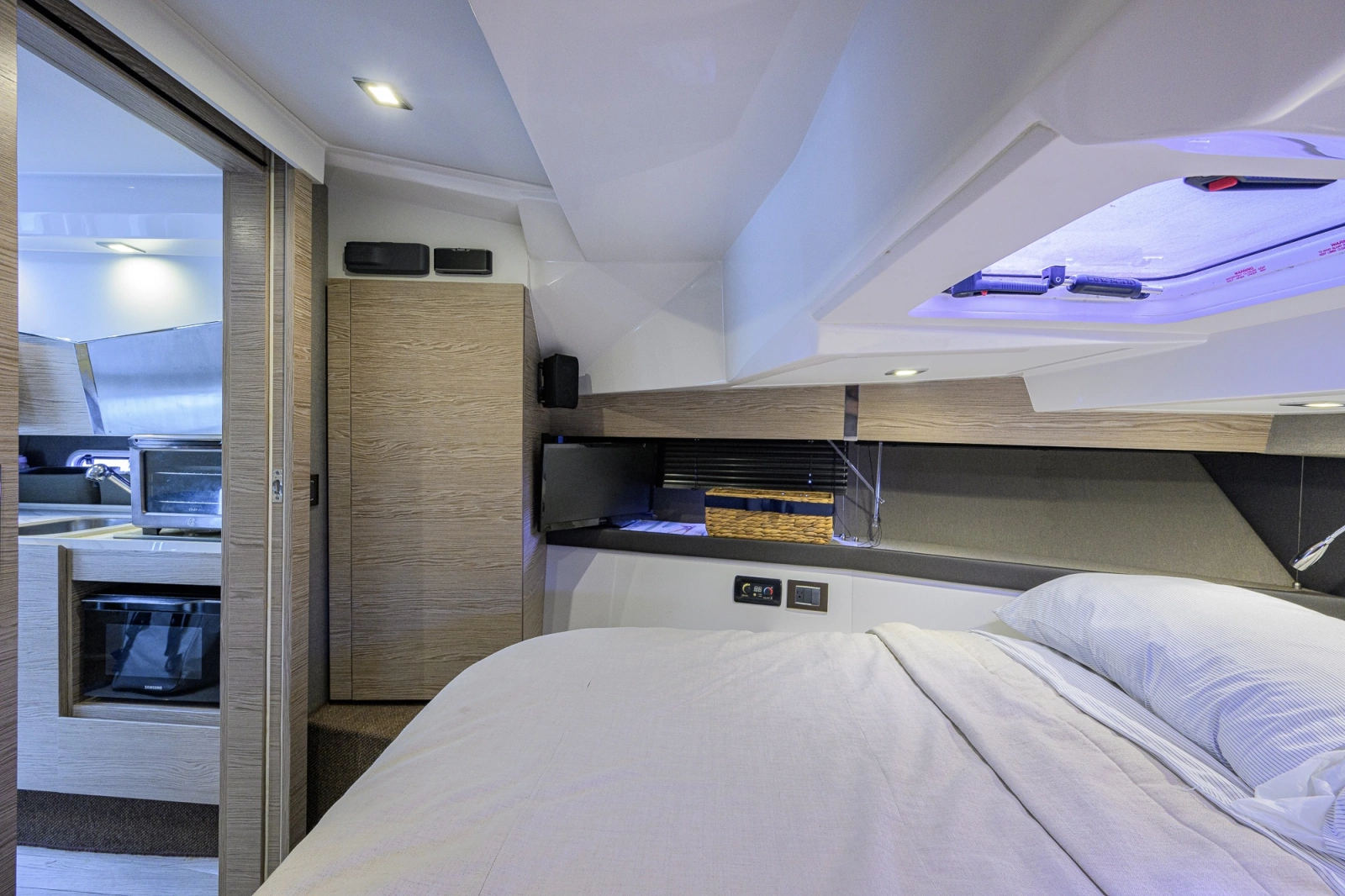2019 Azimut Verve 40