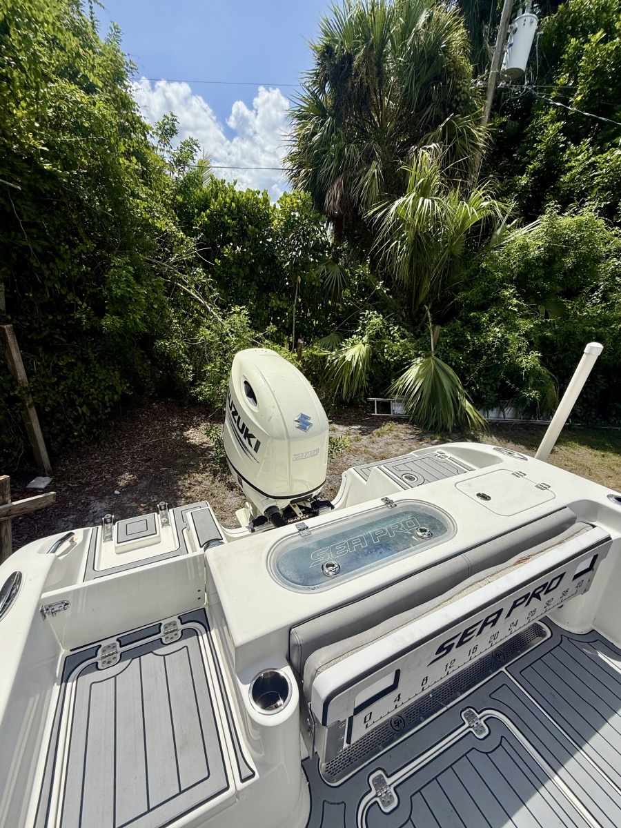 2020 Sea Pro 219CC