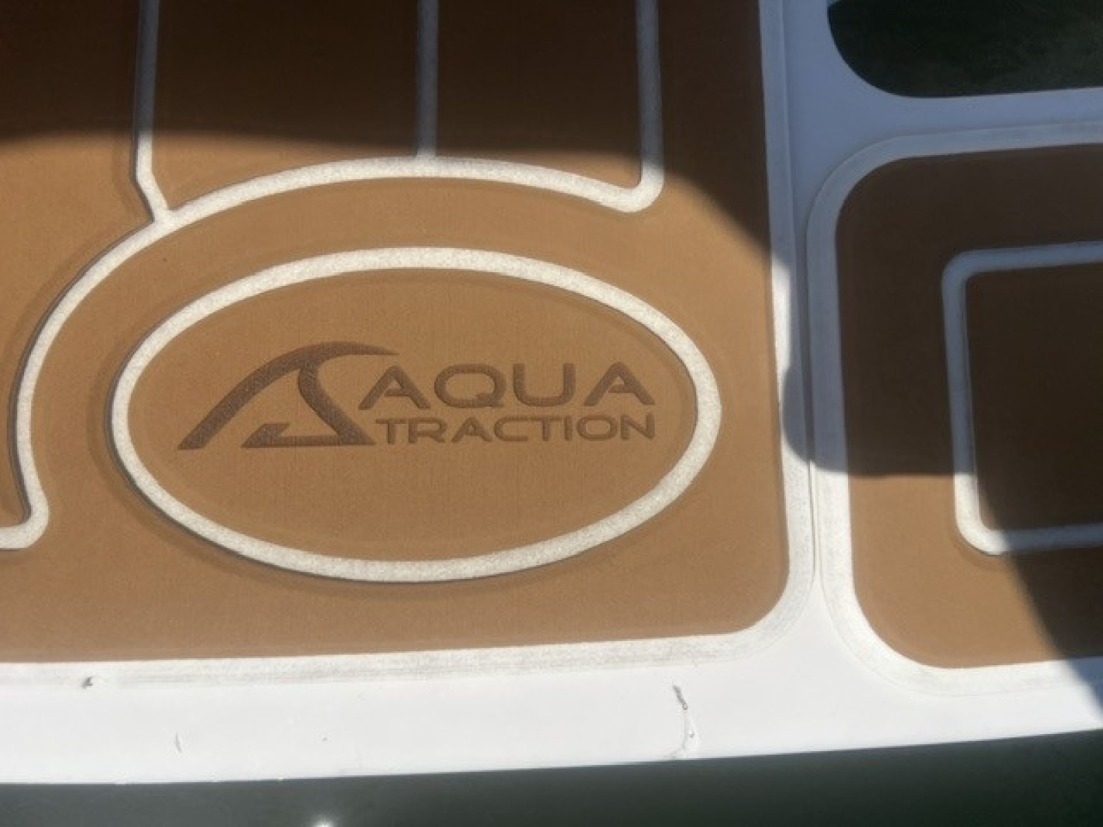 Aqua Traction