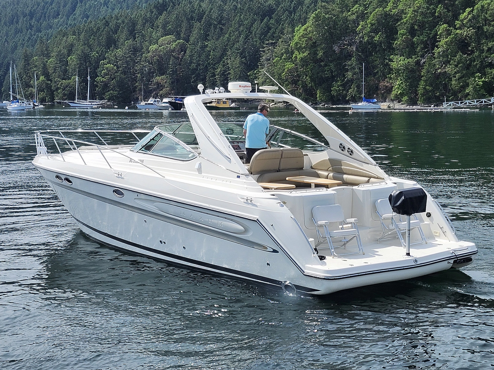 1997 Maxum 4100 SCR