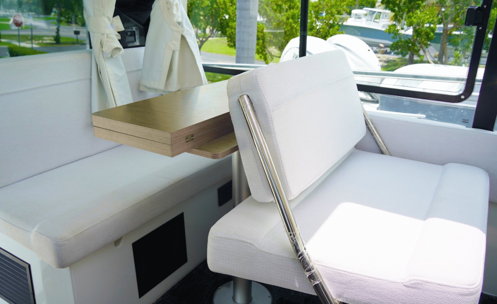 2025 Jeanneau NC 895 Sport S2