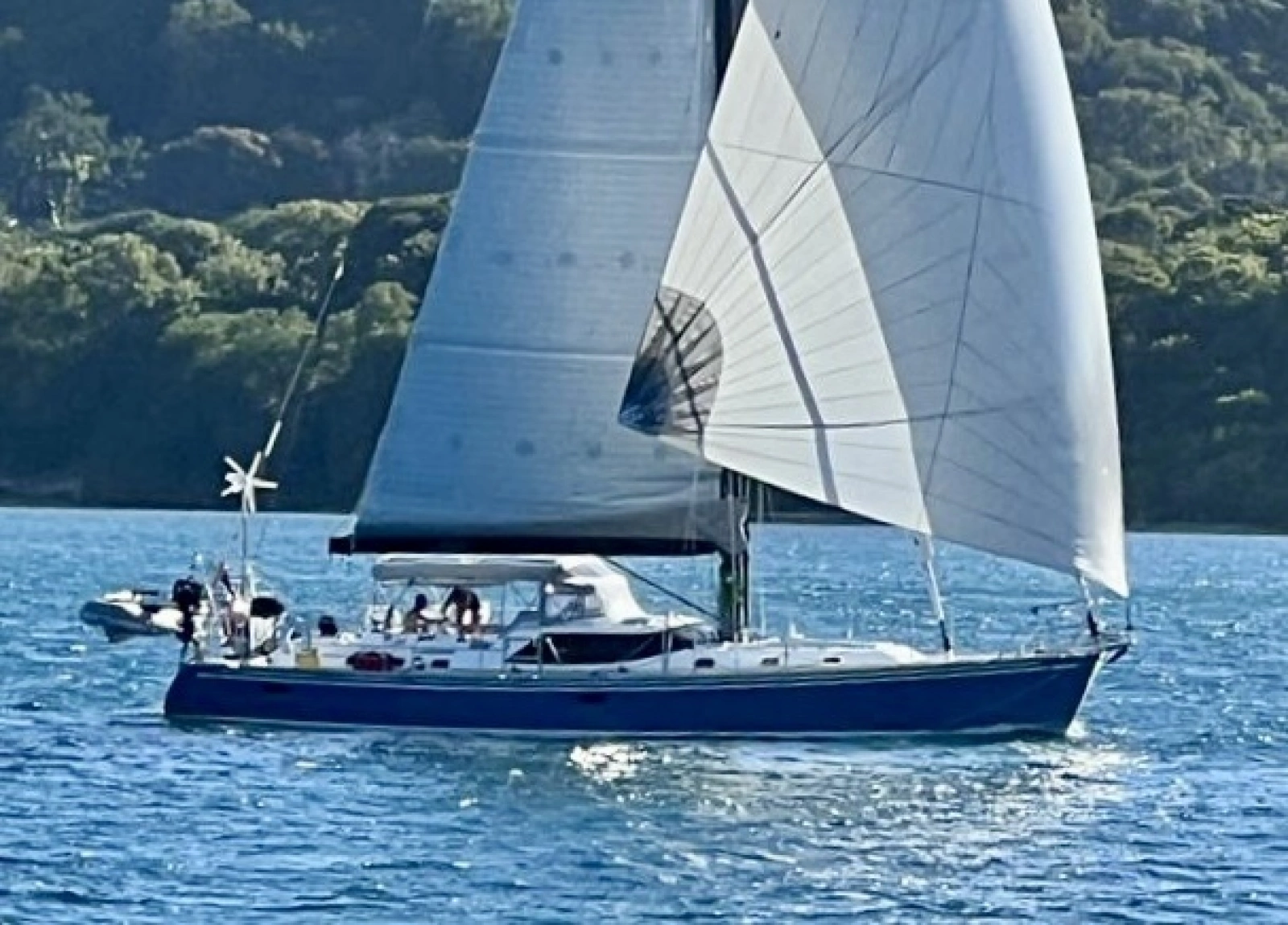 2015 Hylas 56