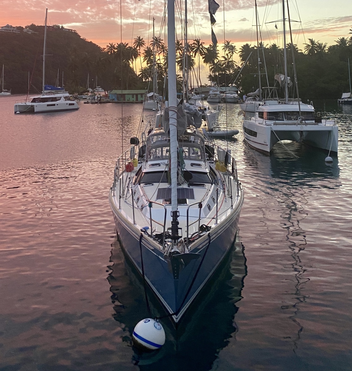2015 Hylas 56