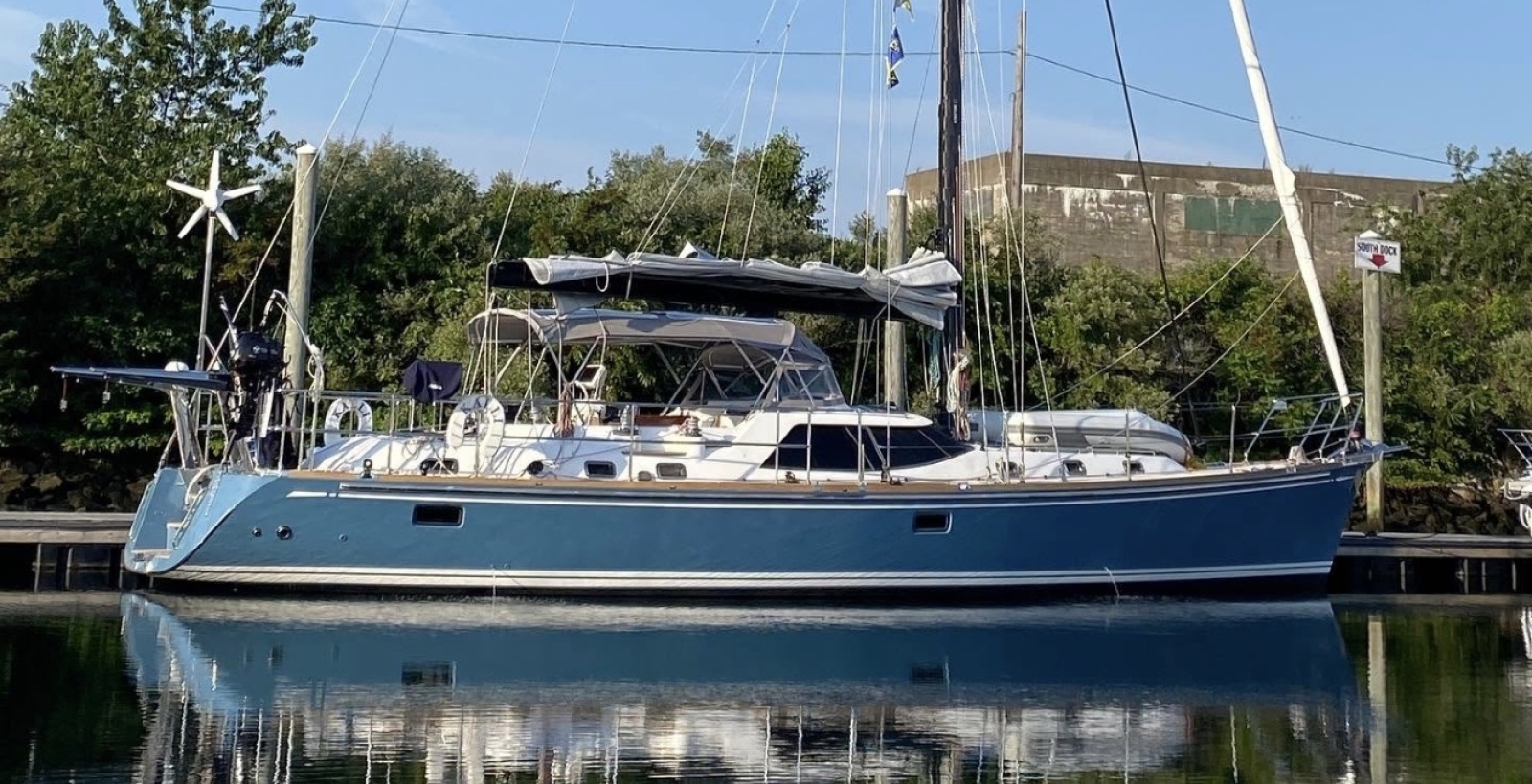 2015 Hylas 56