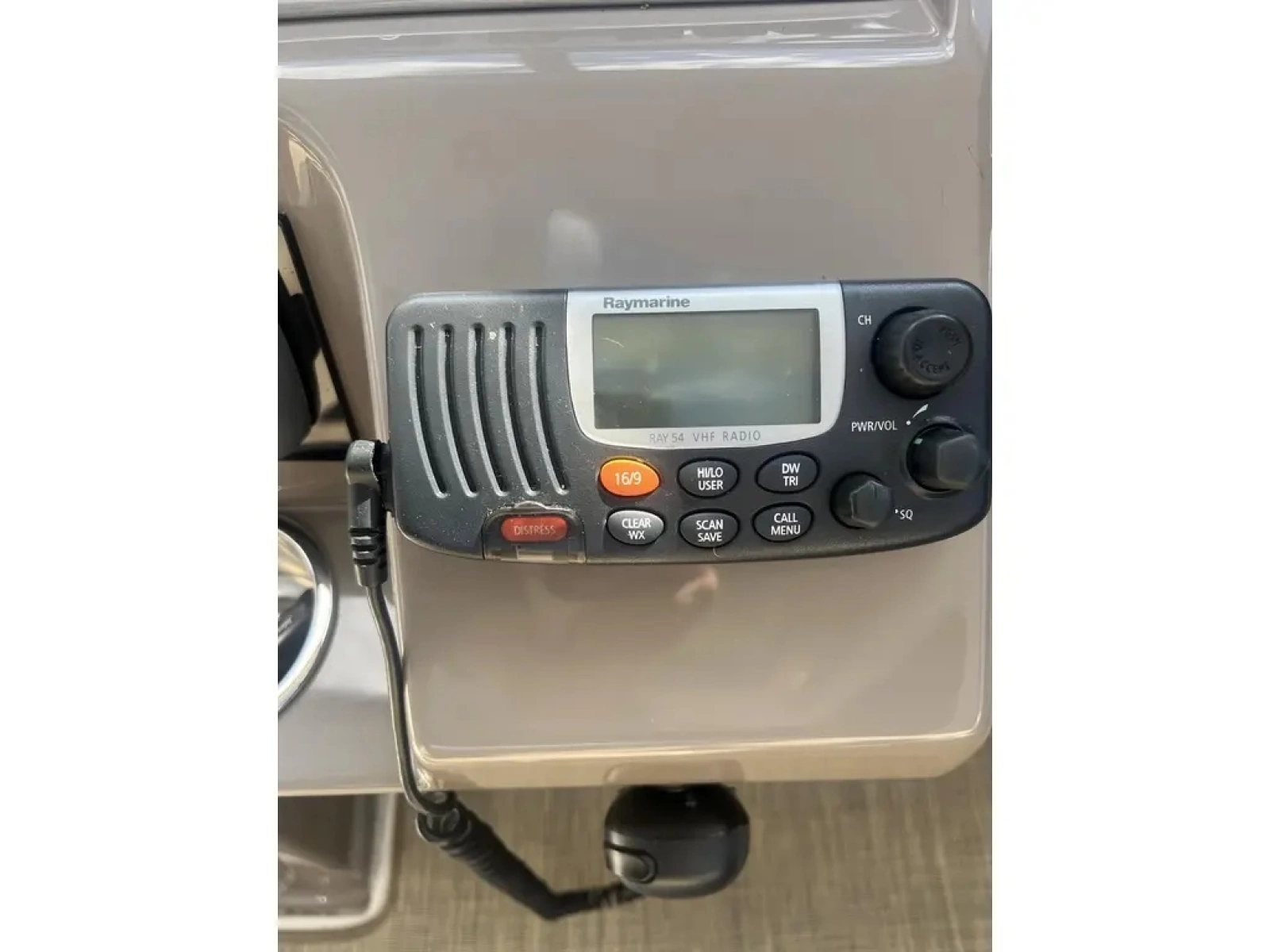 2010 Cruisers Yachts 360 Express