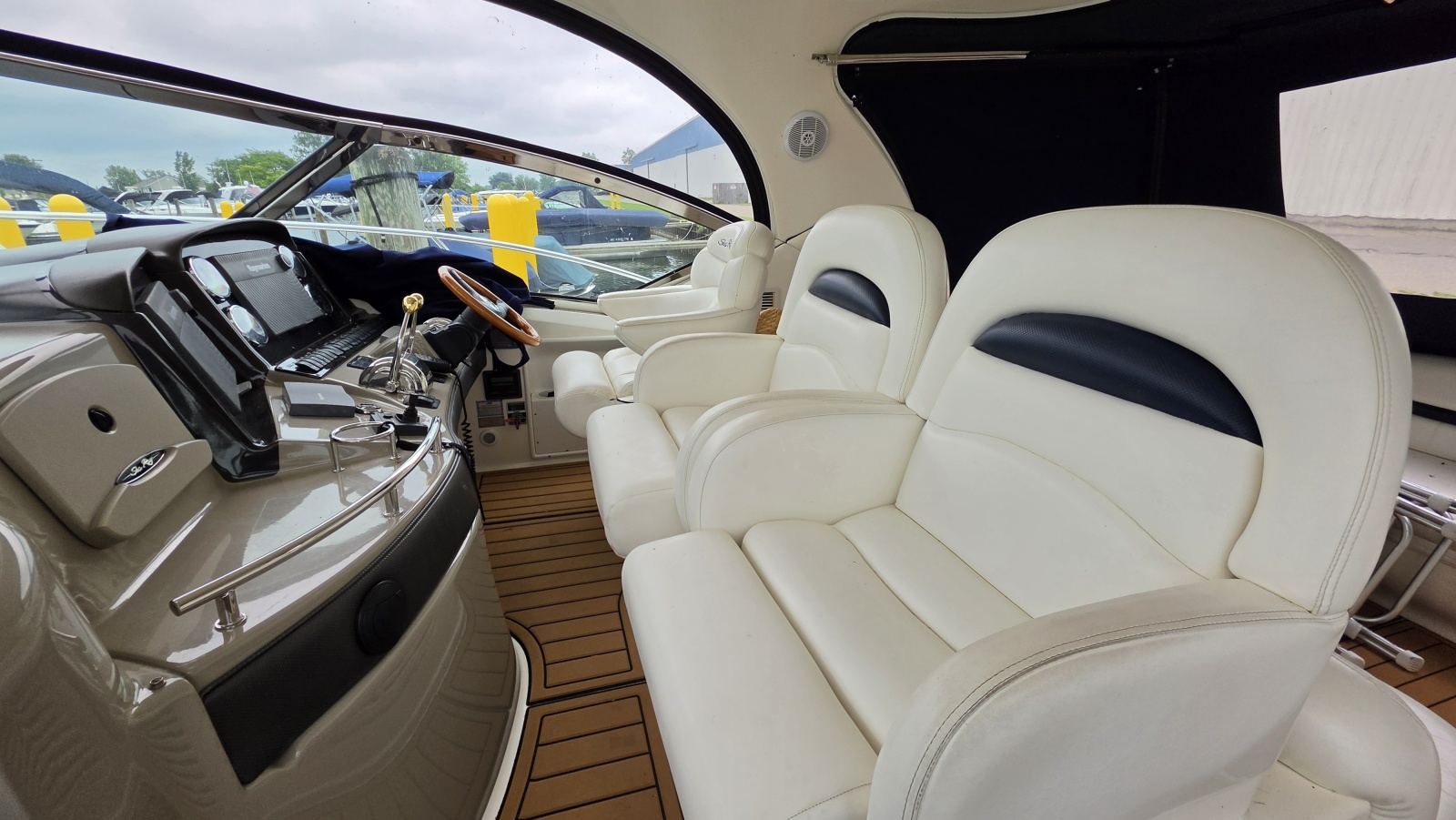 2005 Sea Ray 420 Sundancer