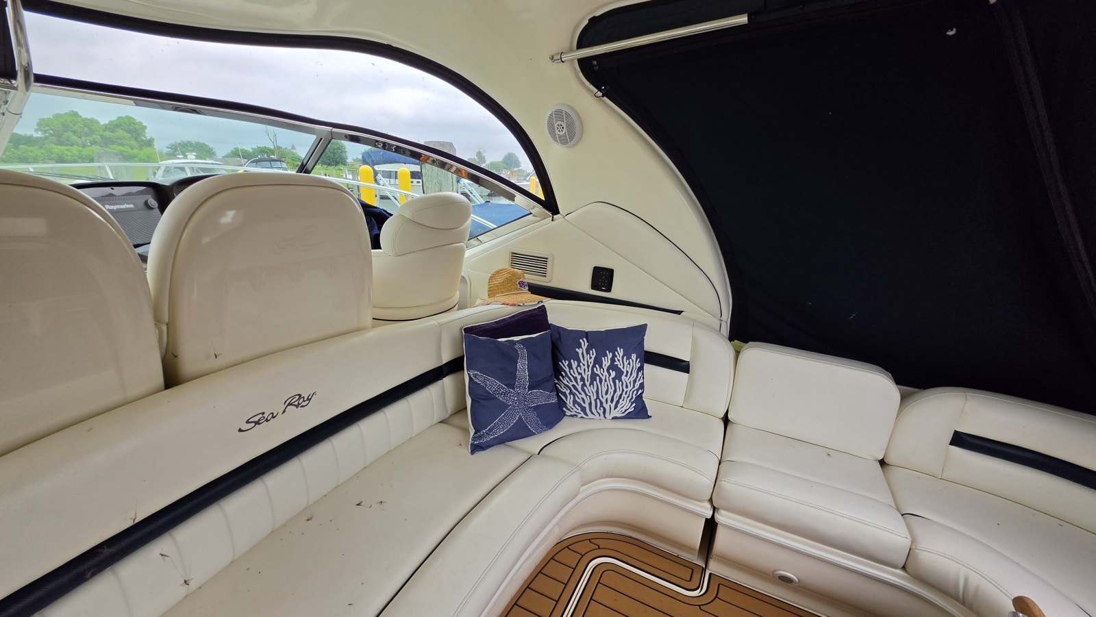 2005 Sea Ray 420 Sundancer