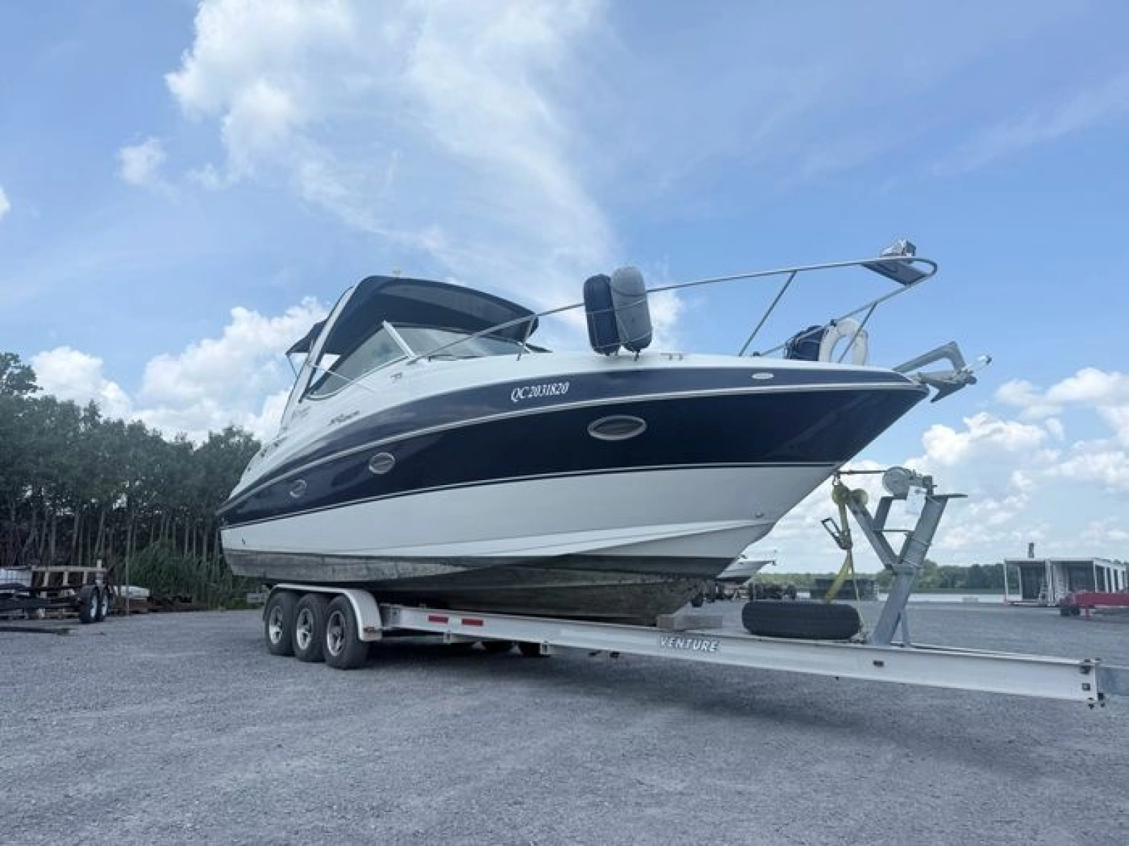 2009 Cruisers Yachts 300 CXi