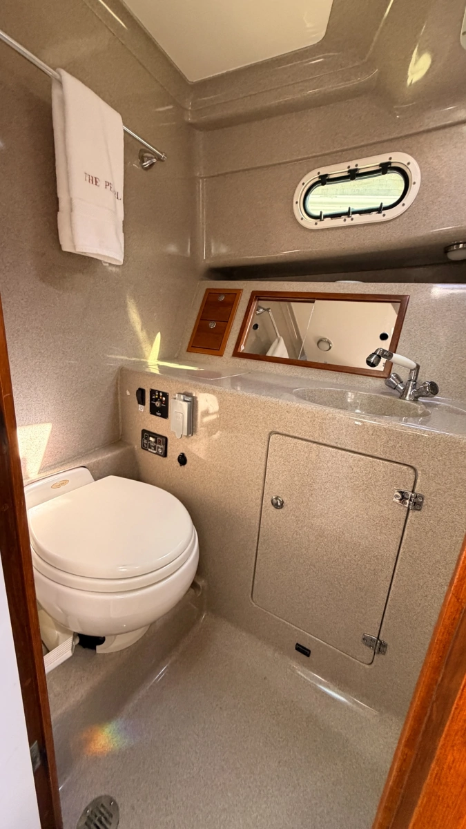 2004 True North 33