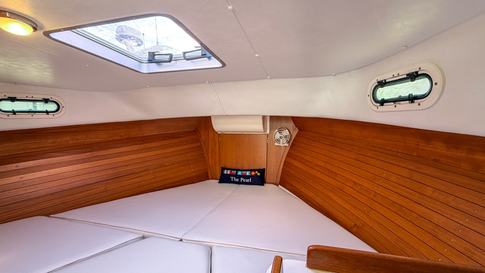 2004 True North 33