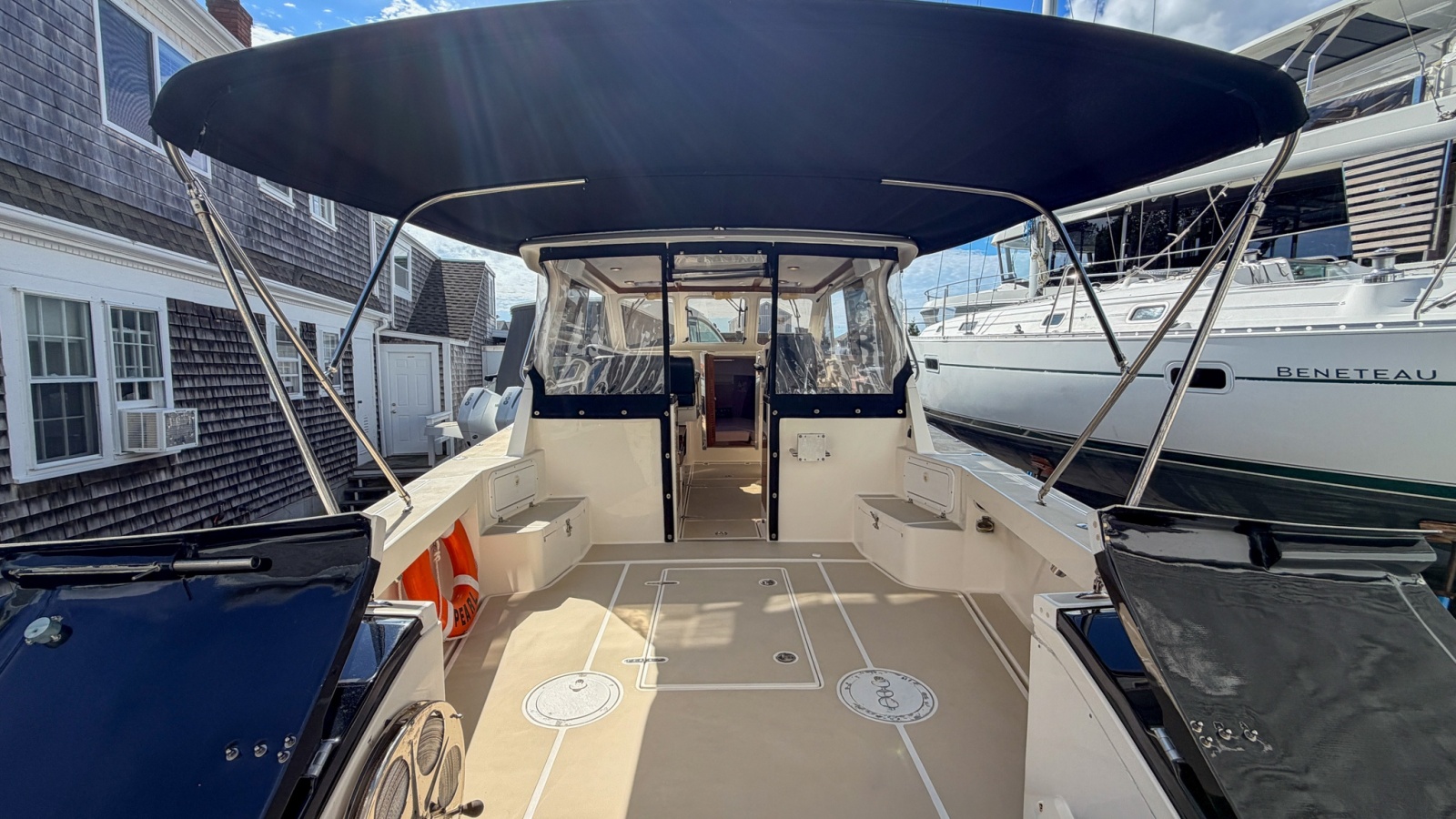 2004 True North 33