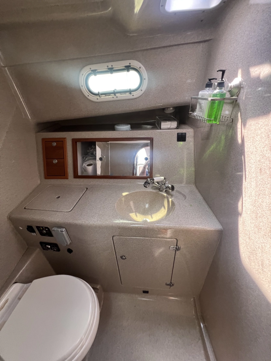 2004 True North 33