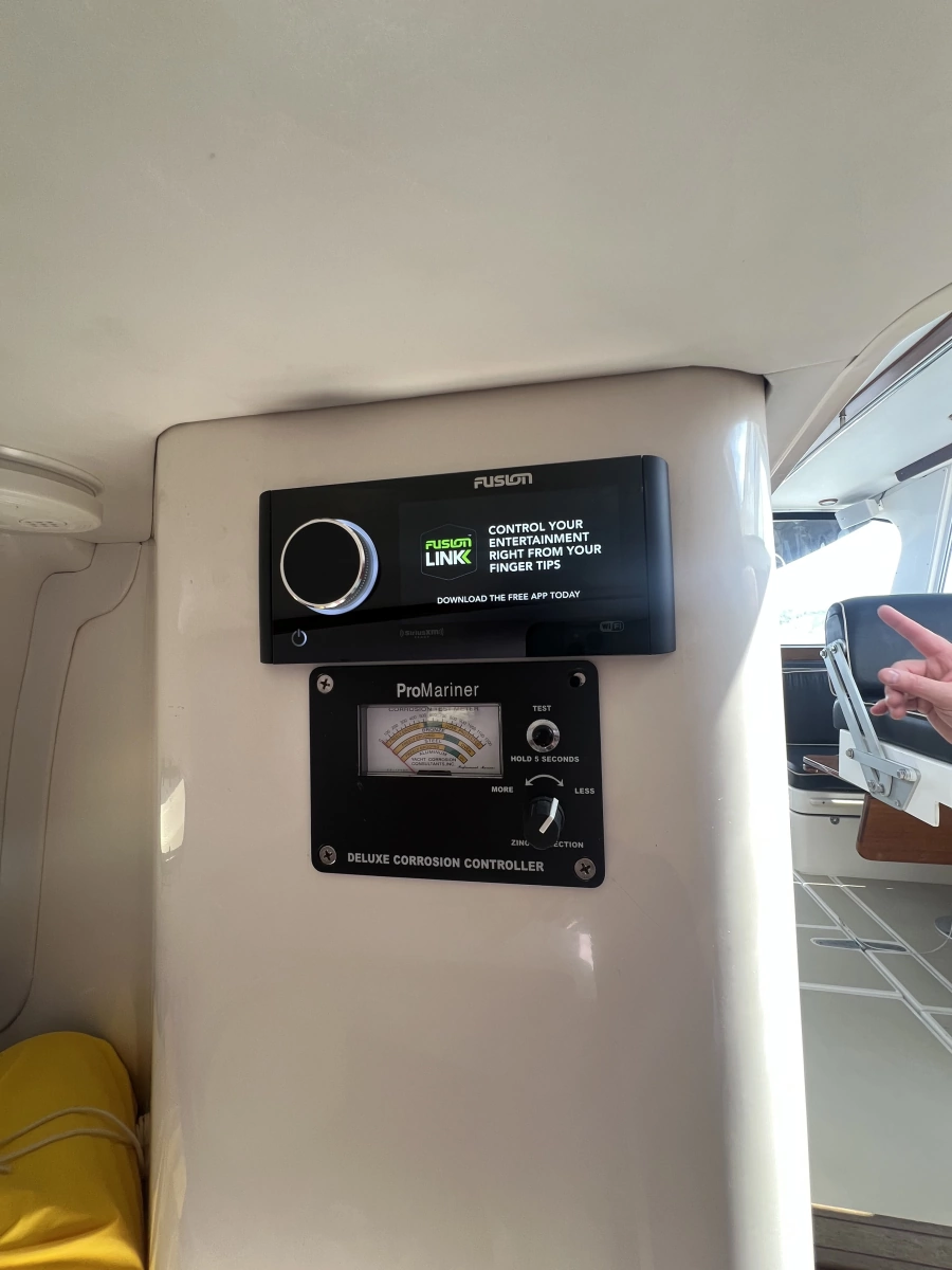 2004 True North 33