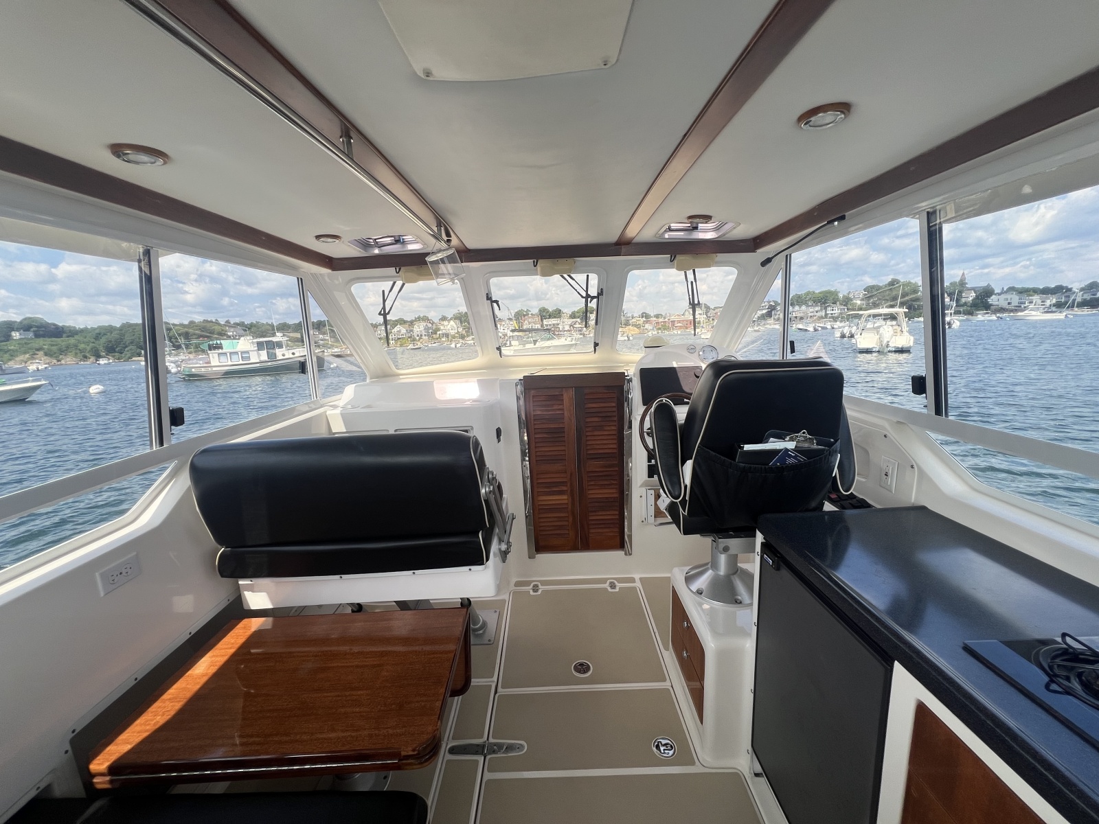 2004 True North 33