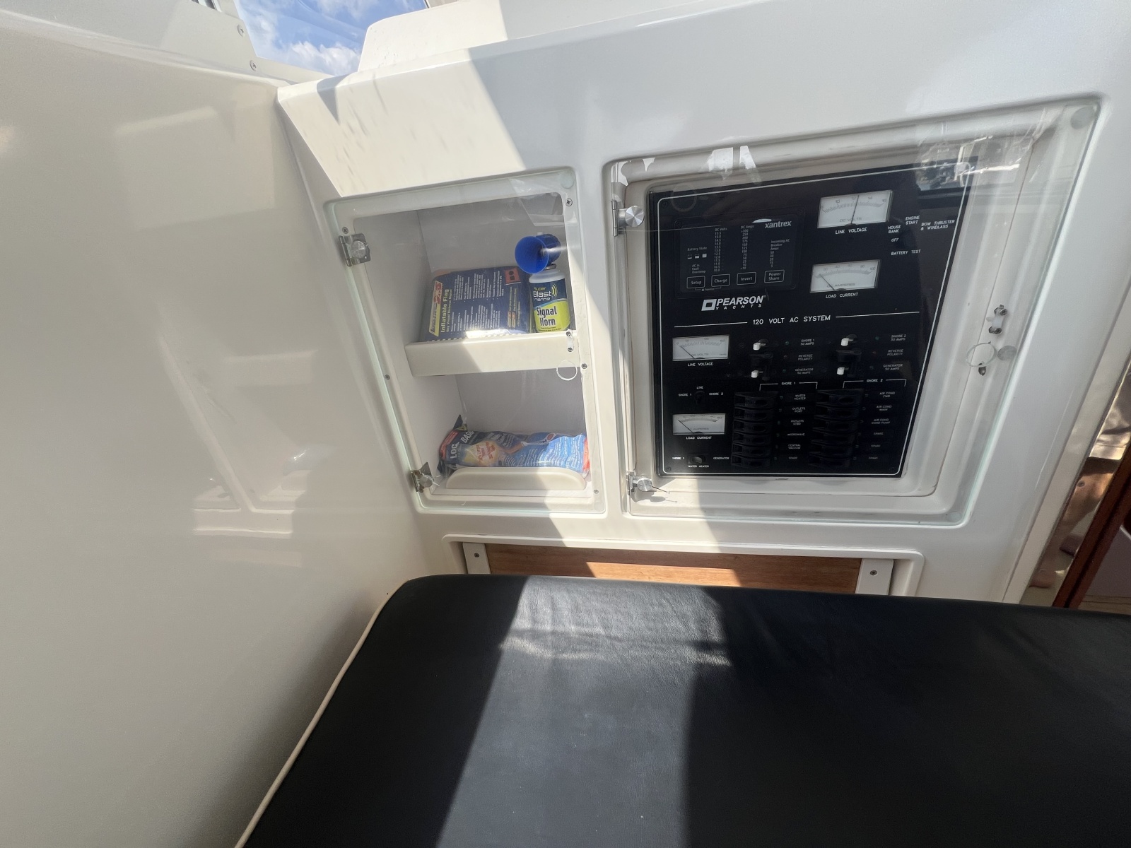 2004 True North 33