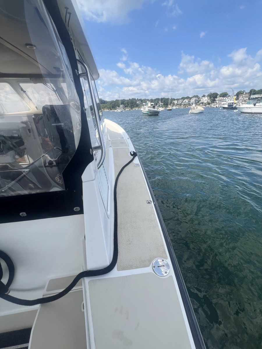 2004 True North 33