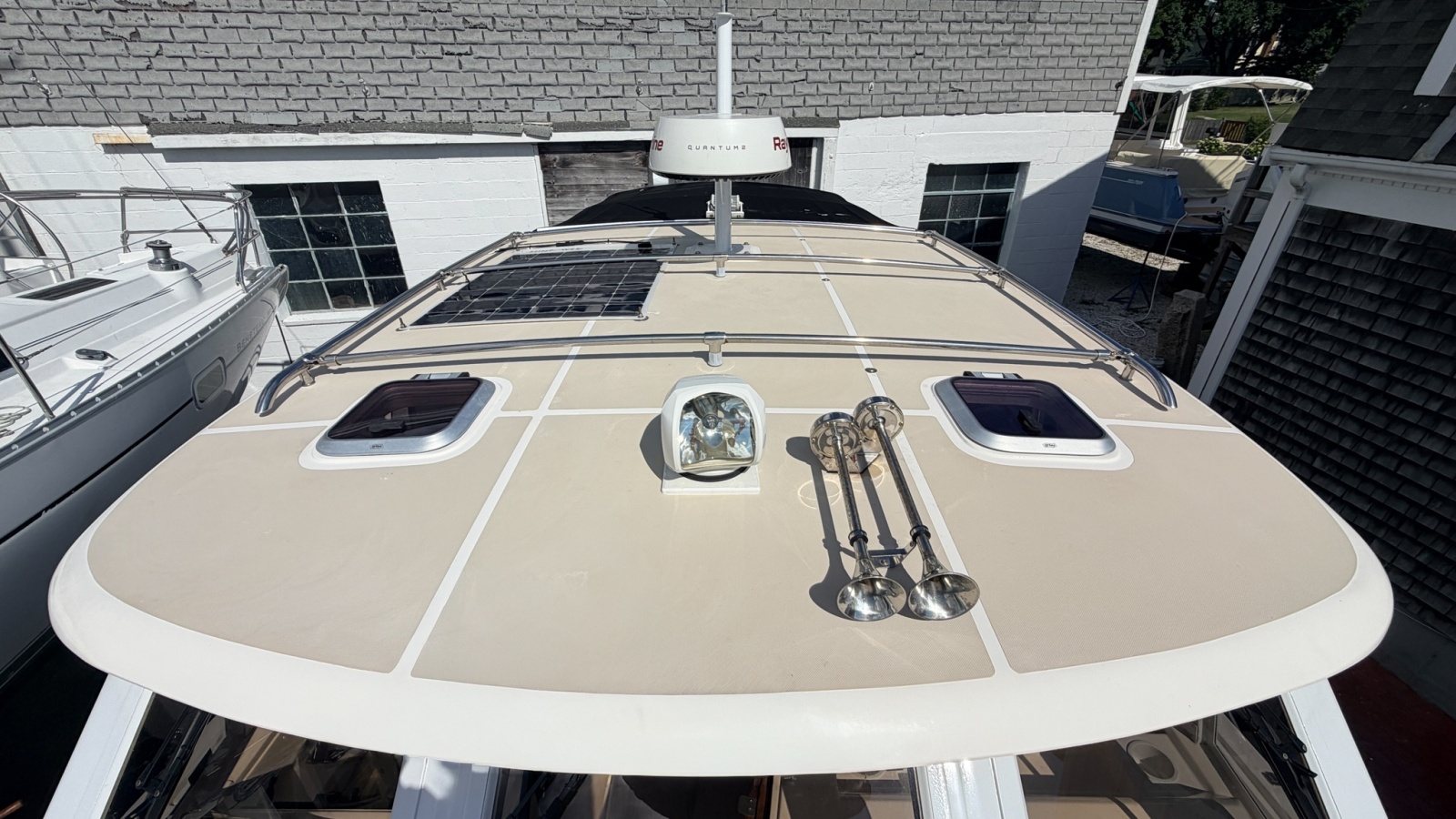2004 True North 33