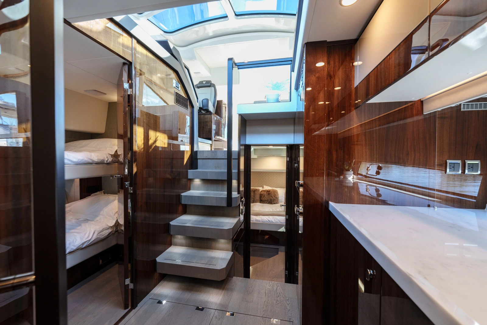 2023 Fairline Targa 50