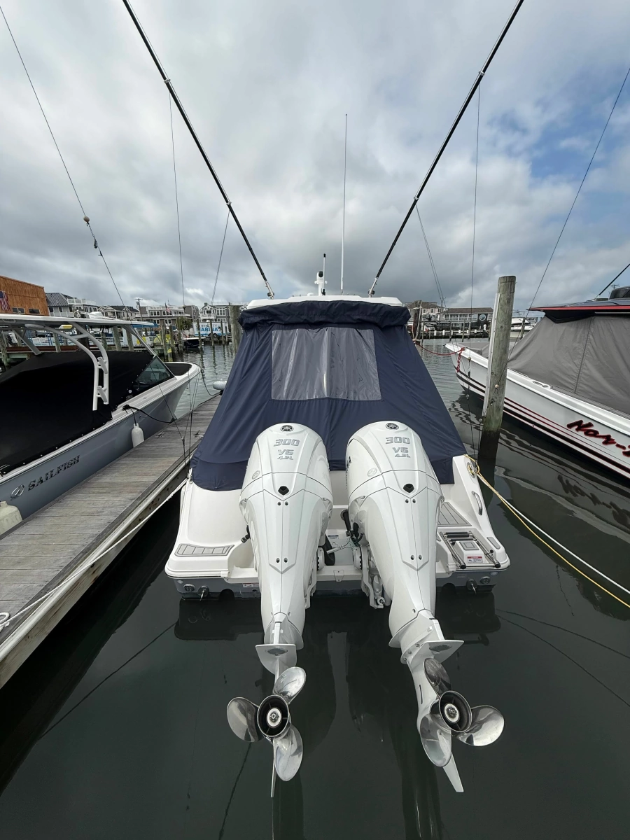 2025 Sea Fox 288 Commander
