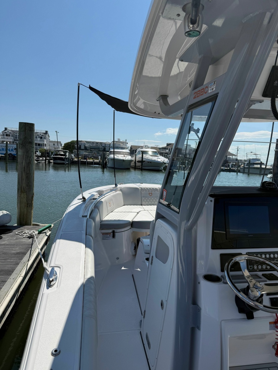 2025 Sea Fox 288 Commander