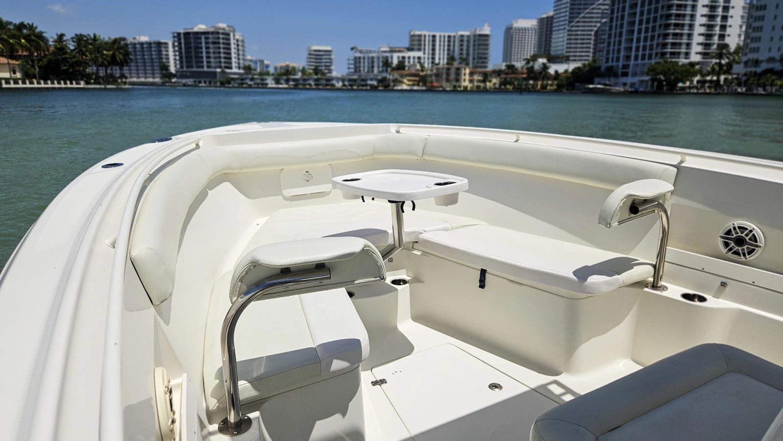 2014 Sailfish 320CC